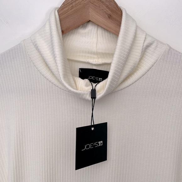 NWT Joe's Jeans Womens Harriette Ribbed
Knit Turtleneck Top - Picture 4 of 6